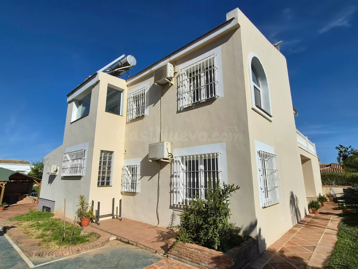 Chalet 6 habitaciones 452m² en venta - Marbella