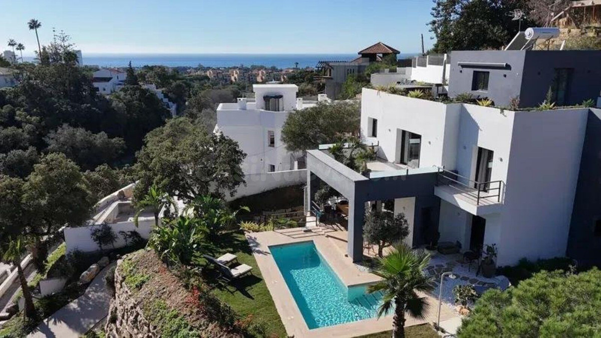 Chalet 4 habitaciones 468m² en venta - Marbella