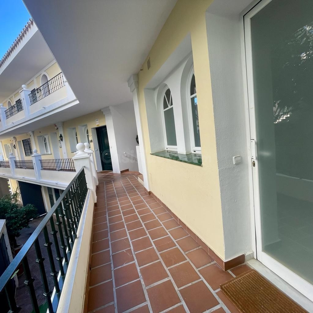 Oficina 52m² en venta - Marbella - foto 3