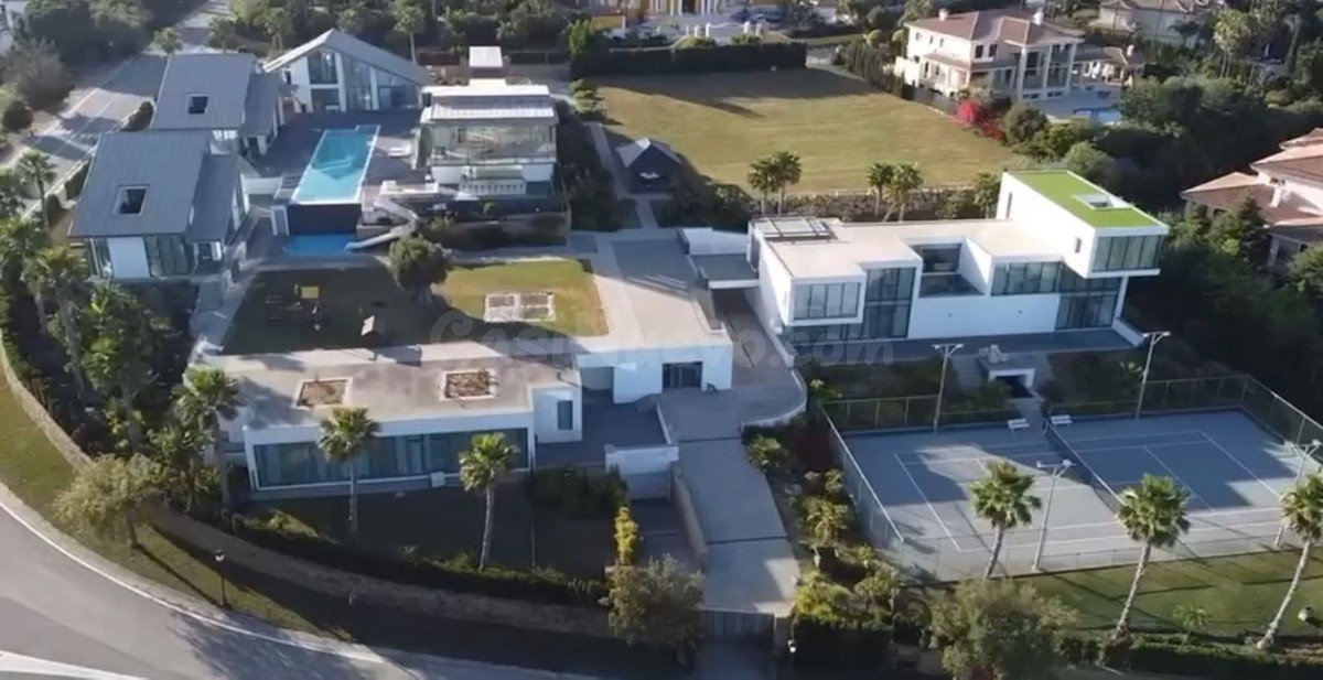Chalet 18 habitaciones 3850m² en venta - Sotogrande - Alto