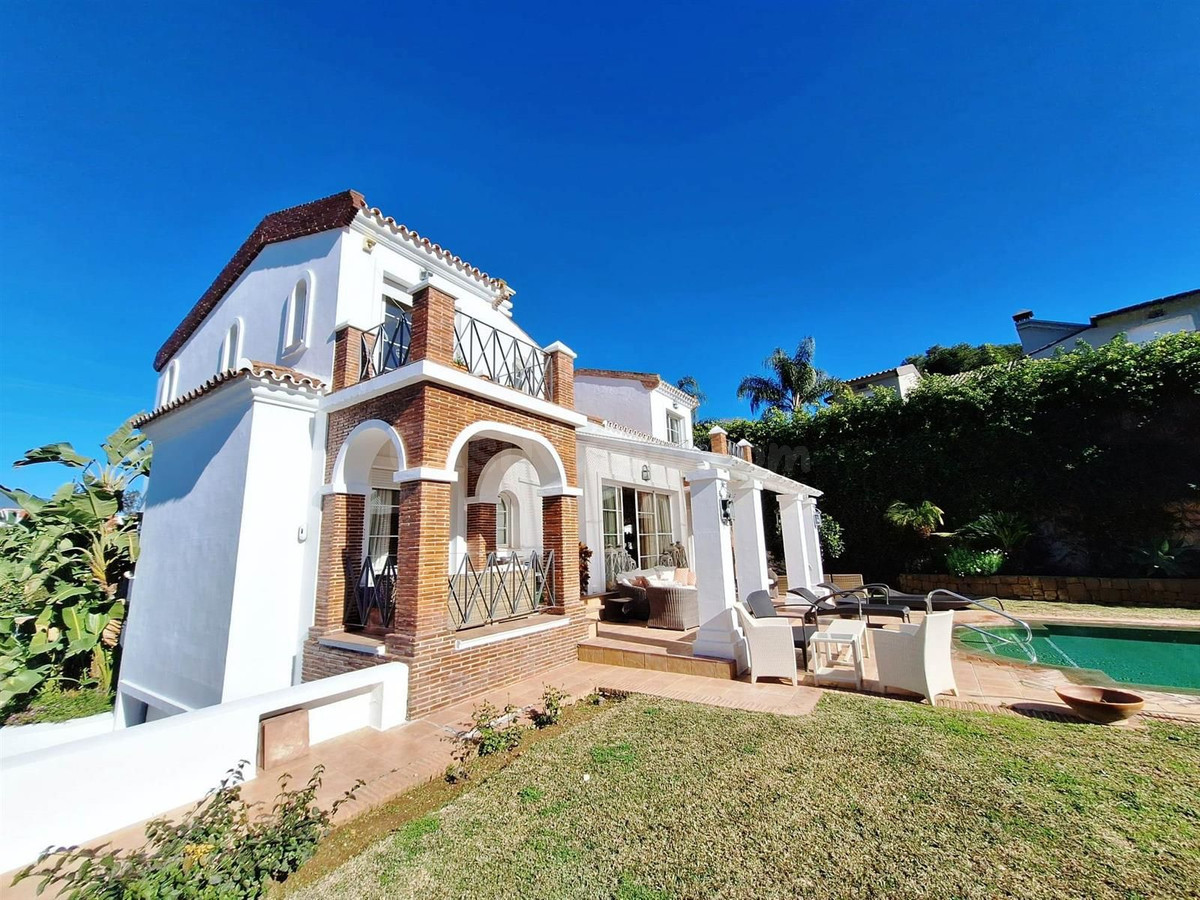 Chalet 4 habitaciones 404m² en venta - Marbella