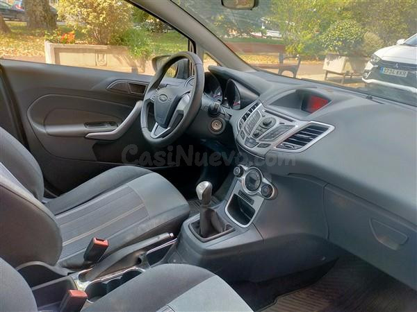 FORD FIESTA - foto 3