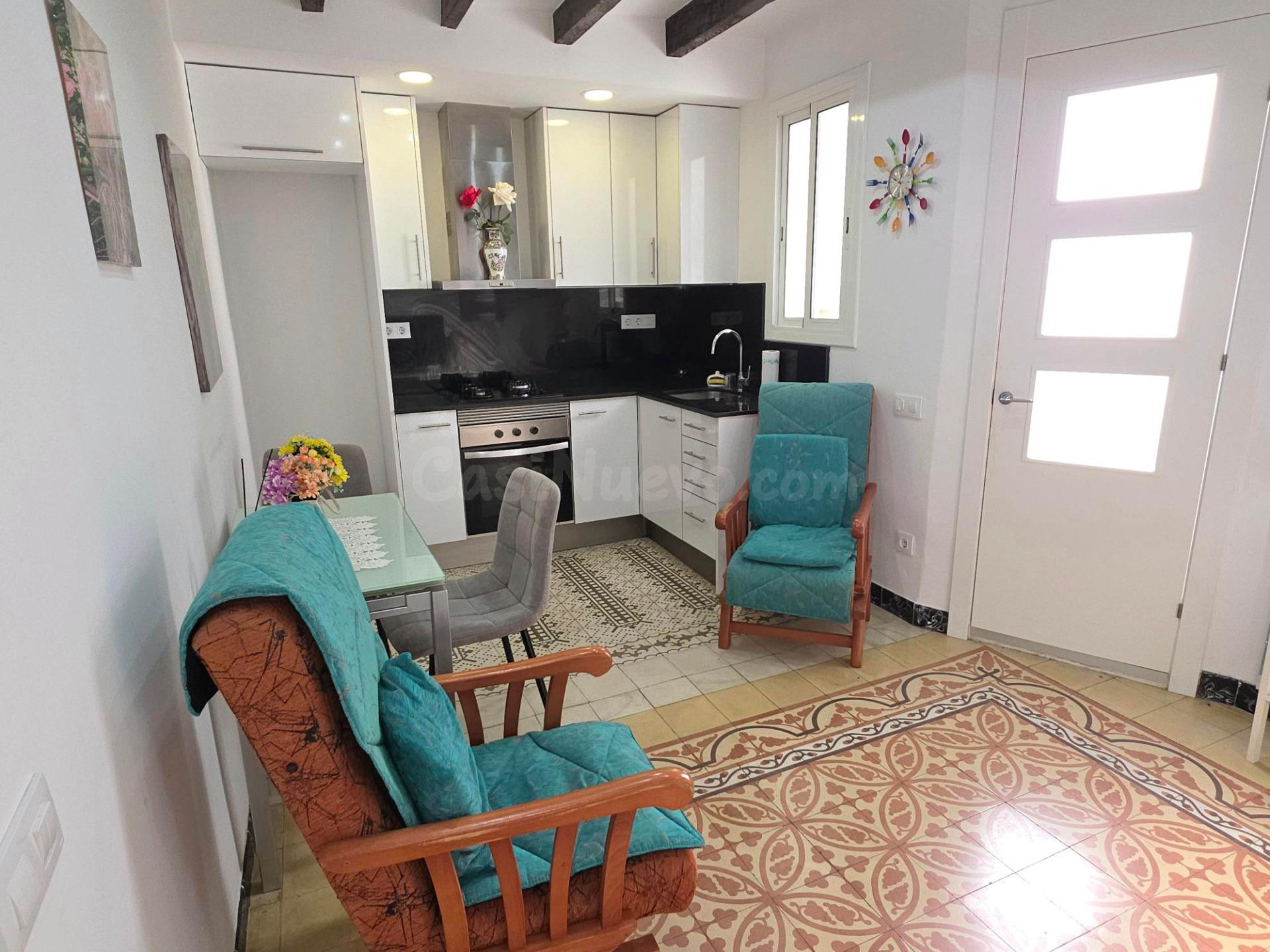 PISO DE 1 habitación EN POBLE SEC.