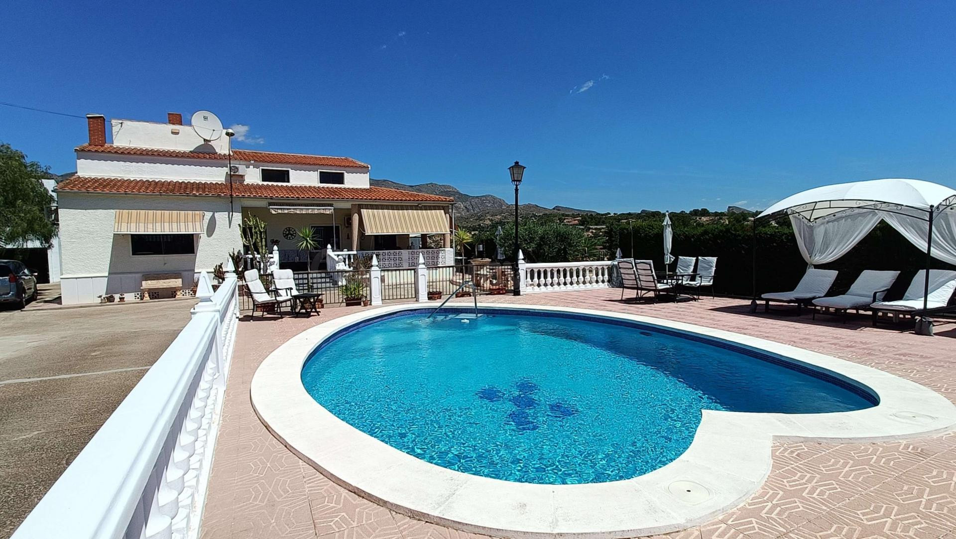 Villa 6 habitaciones 312m² en venta - Comunidad valenciana