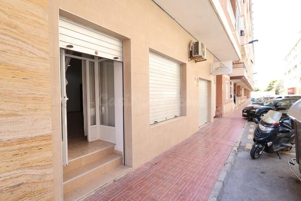 Local comercial 1 habitación 100m² en venta - Parque de las Naciones