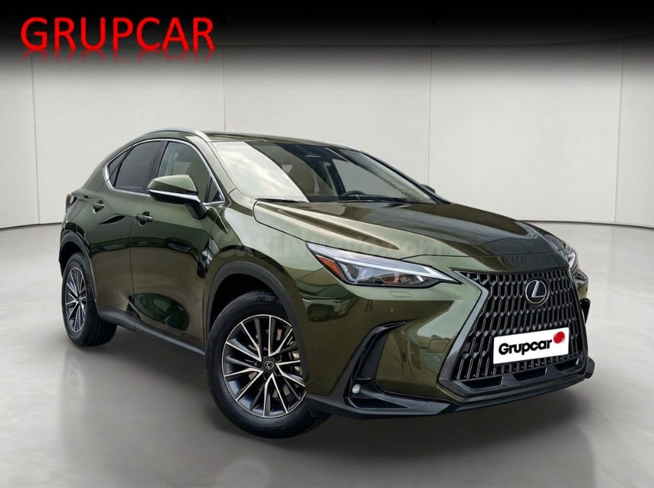 Lexus NX PREMIUM 4WD