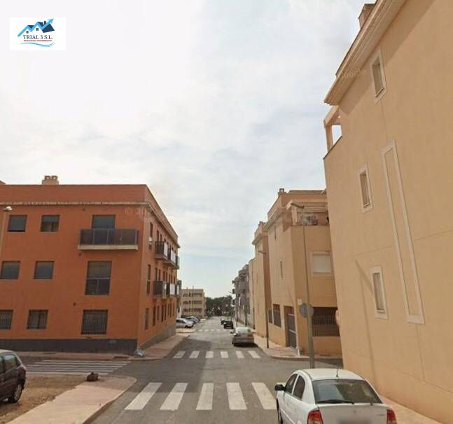 Venta piso en Vicar (Almería)