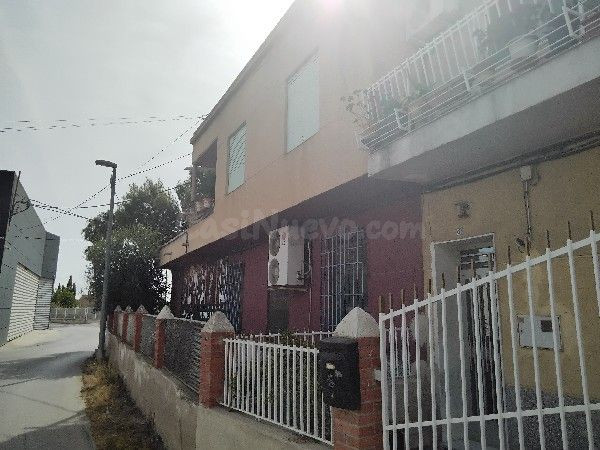 Piso 4 habitaciones 394m² en venta - Zarandona