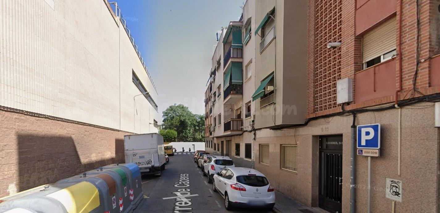 PISOE EN EL PRAT DE LLOBREGAT