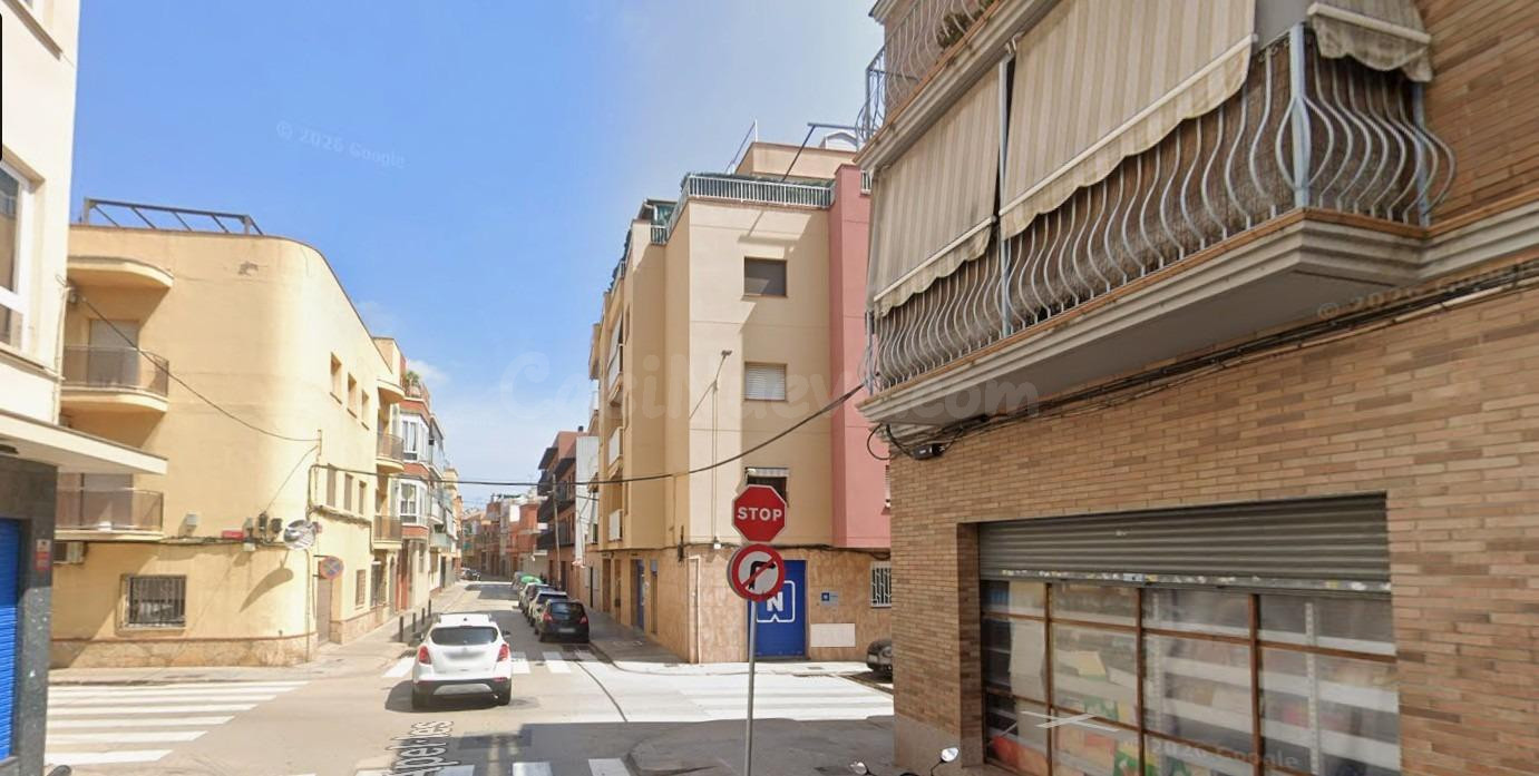 PISO EN GAVA
