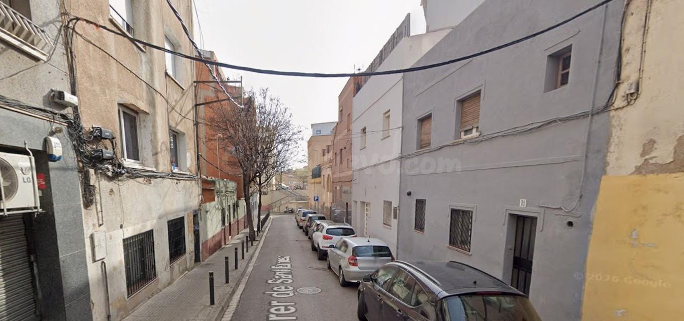 PISO EN  SANTA COLOMA DE GRAMENET