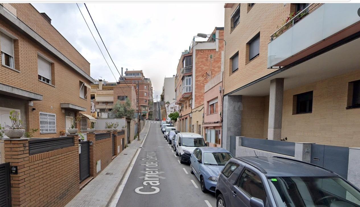 PISO EN  SANTA COLOMA DE GRAMENET