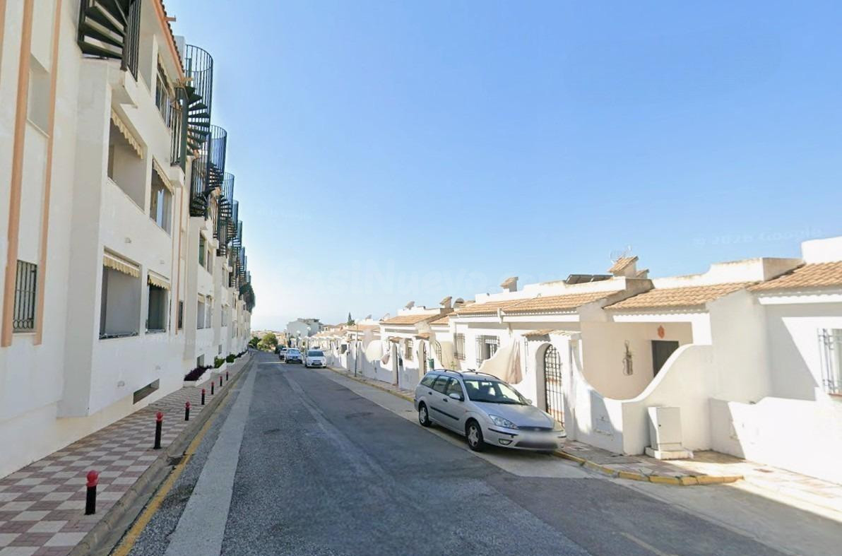 Piso en Benalmádena, Málaga. Activo inmobiliario SIN POSESIÓN, NO SE PUEDE VISITAR