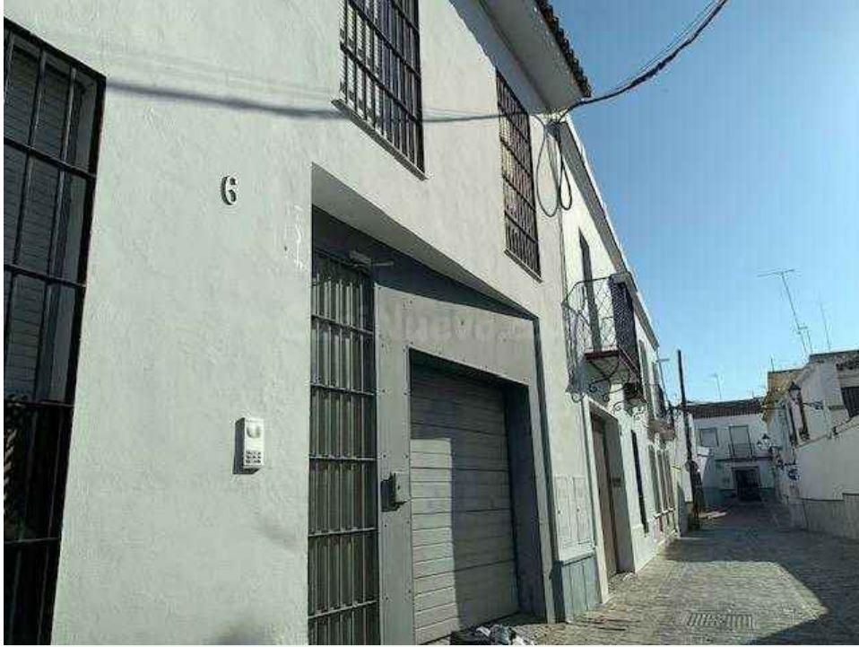 Venta de Plaza e Garaje en Utrera, Sevilla.