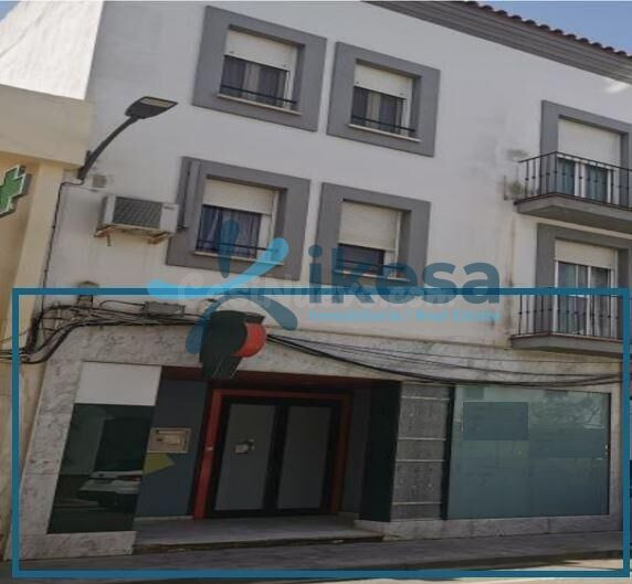 Venta de Local en San Juan del Puerto, Huelva.