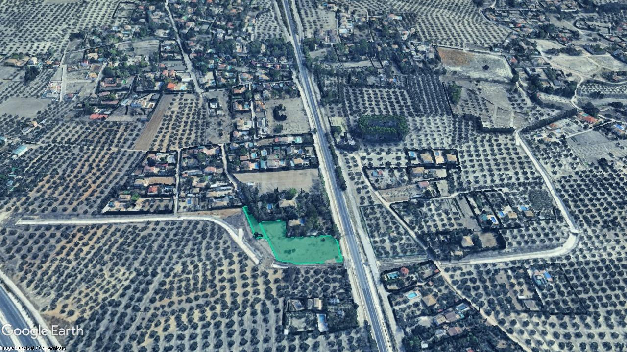 Venta de Suelo Urbano en Urbanización "El Campillo", Úbeda - - foto 2