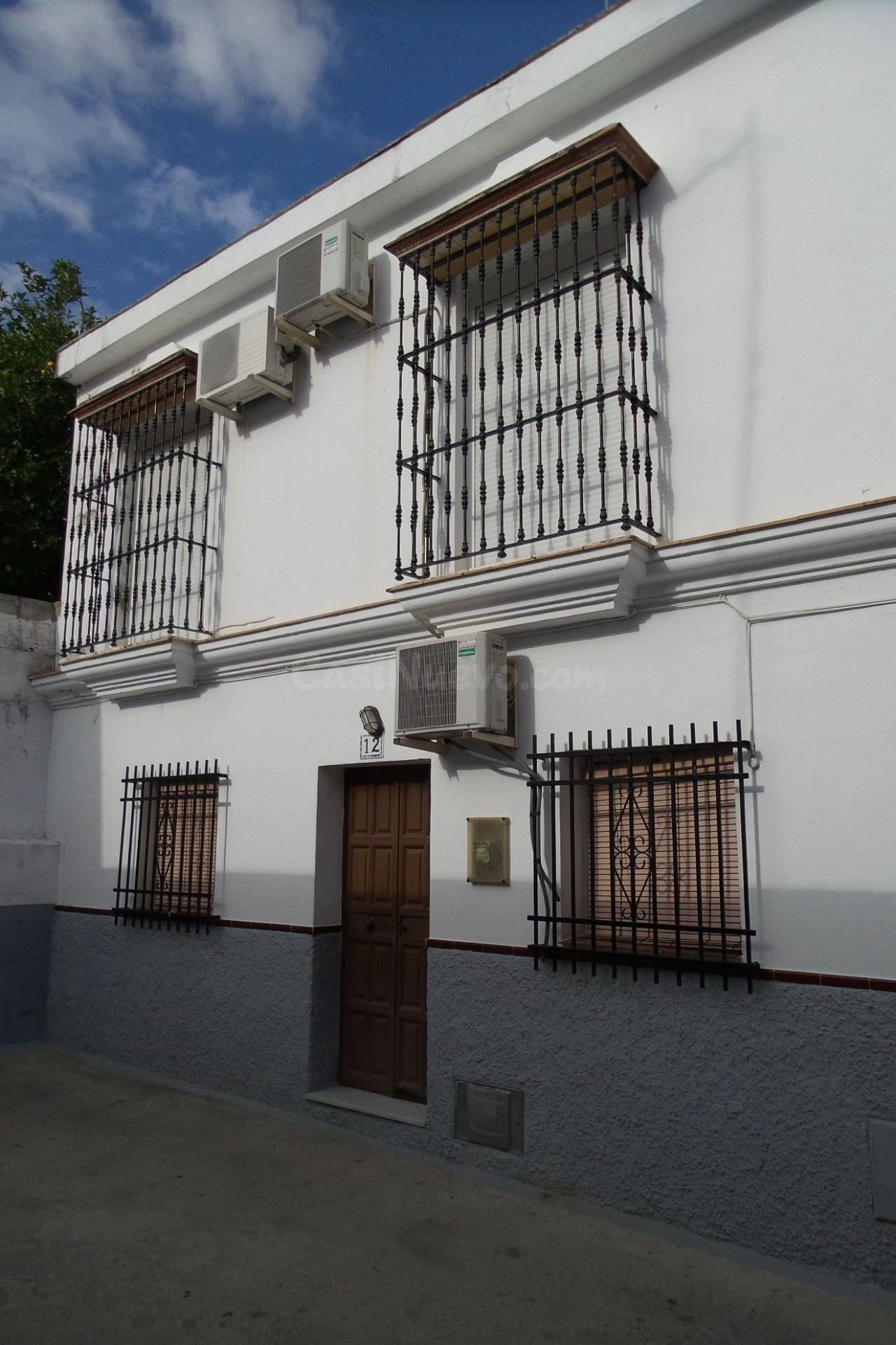 VENTA FLASH – Piso de 95 m2 con 4 dormitorios en Bornos (Cádiz)