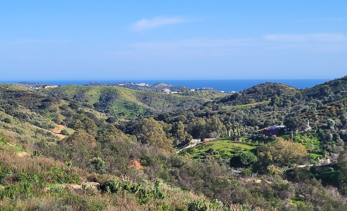 Terreno con vistas al mar en Mijas Costa