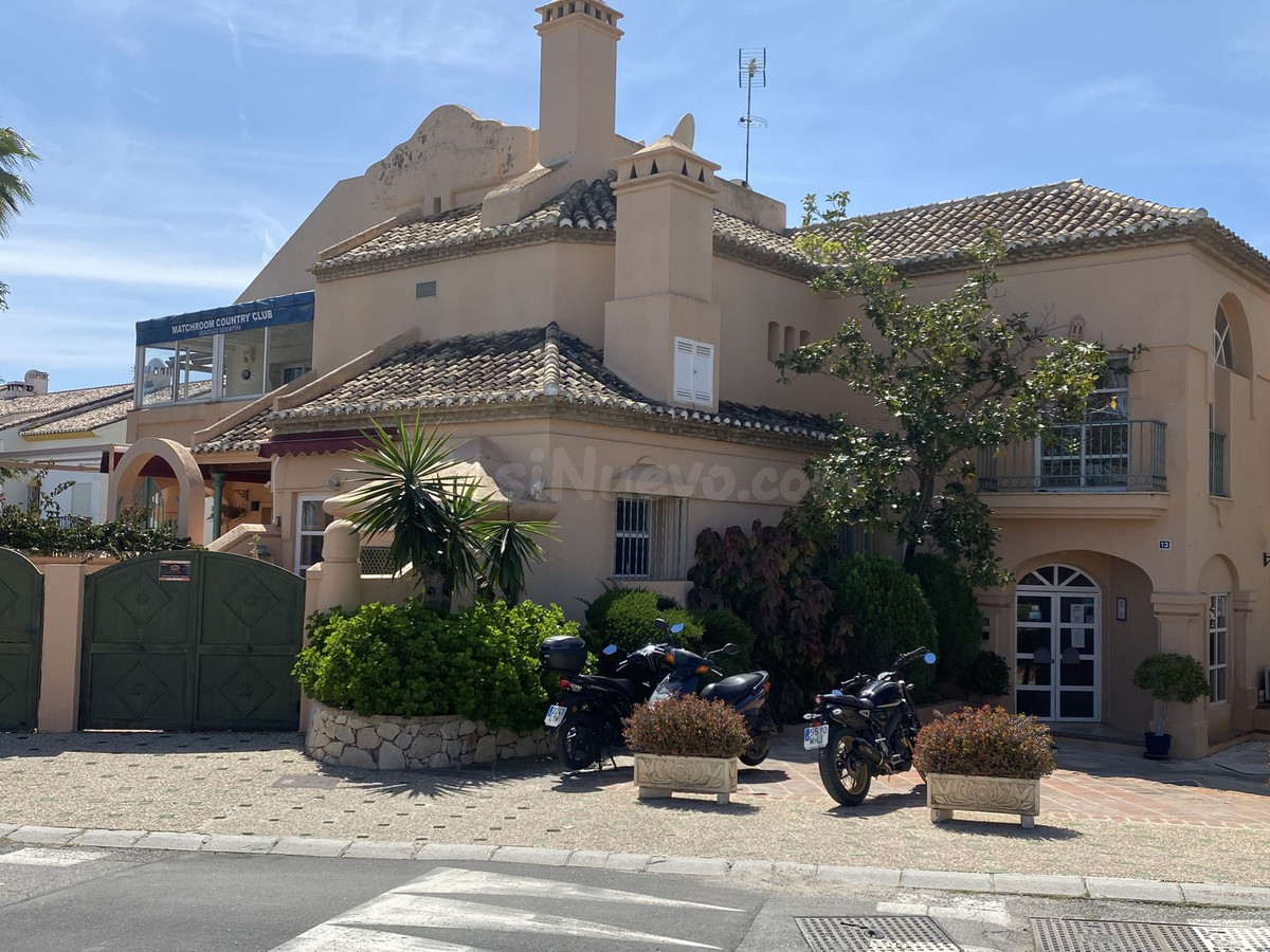 Local comercial 1029m² en venta - Riviera del sol