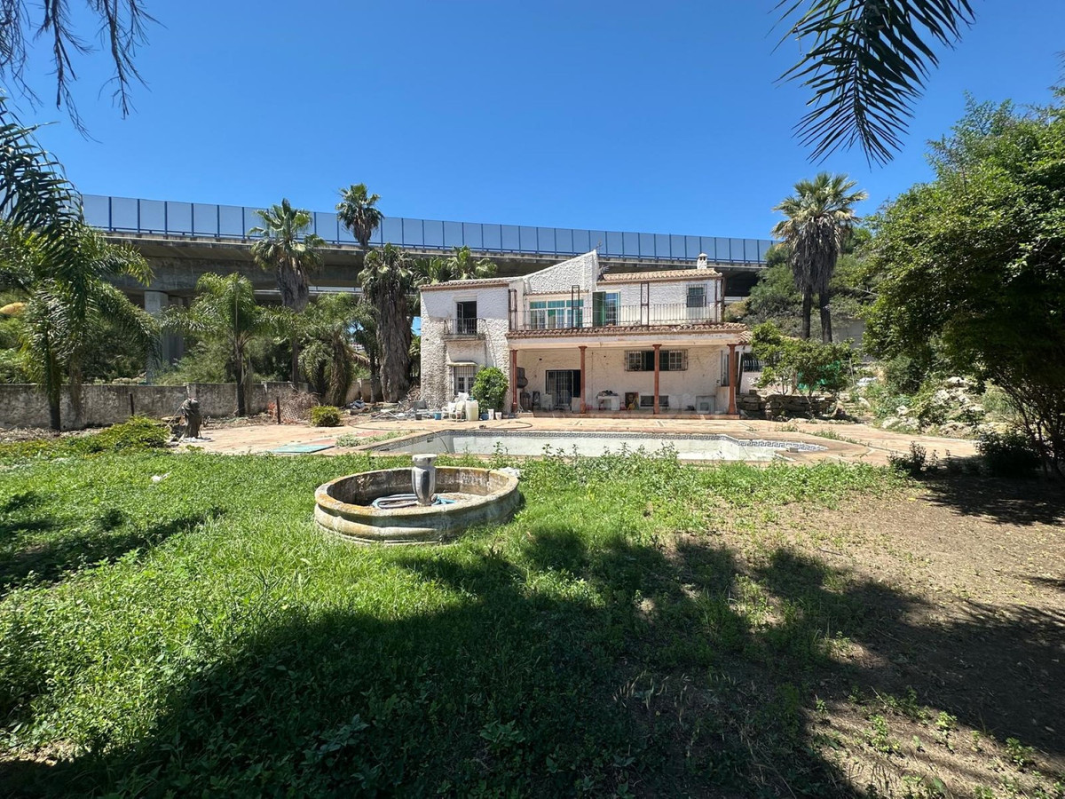 Chalet 7 habitaciones 356m² en venta - Marbella