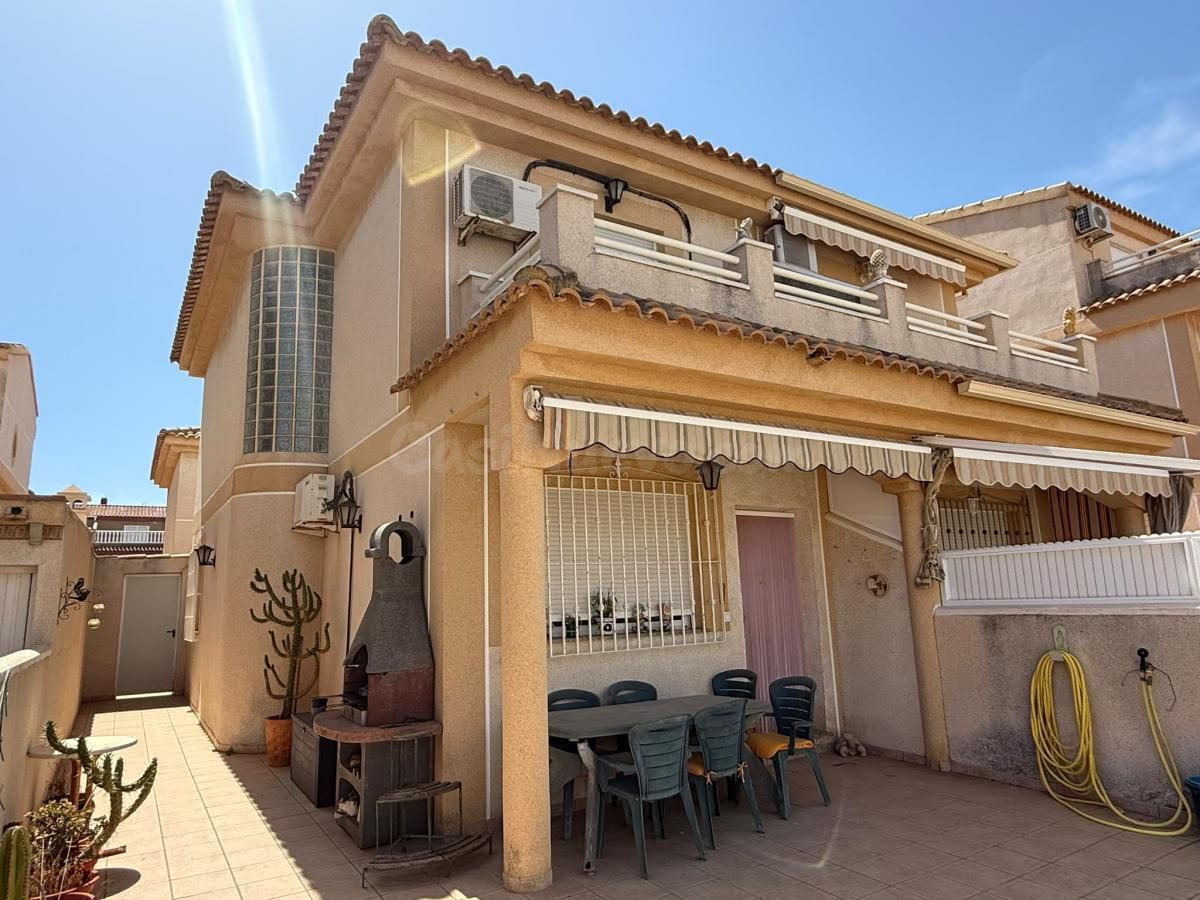 Adosado 3 habitaciones en venta - Torre de la Horadada