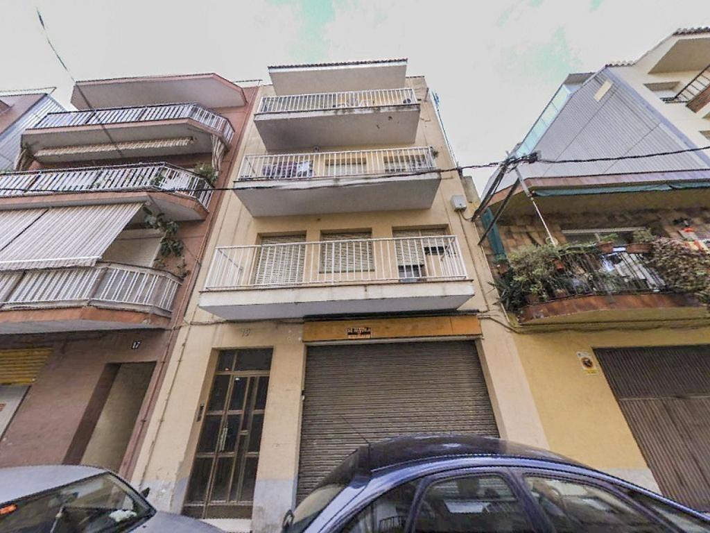 PISO EN PINEDA DE MAR - foto 4