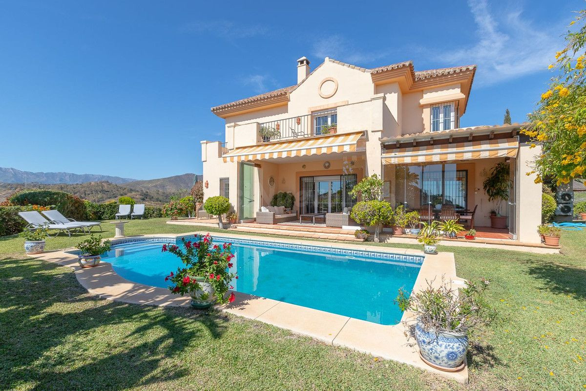 Villa 5 habitaciones 298m² en venta - Elviria