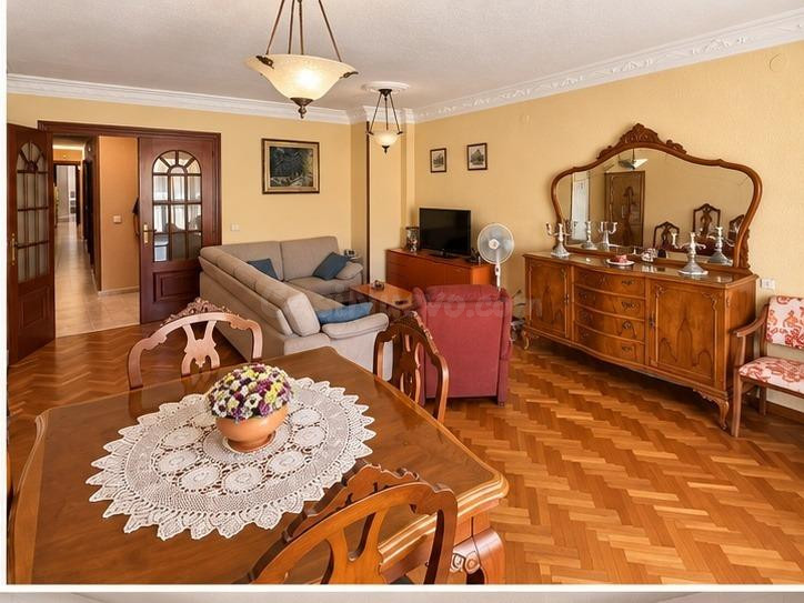 AMPLIA VIVIENDA CON ASCENSOR EN AVENIDA DE ALCOY ALICANTE - foto 3
