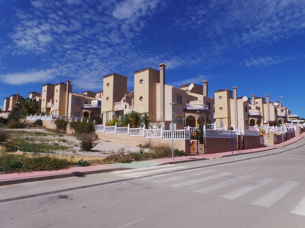 Venta adosado en Orihuela Costa
