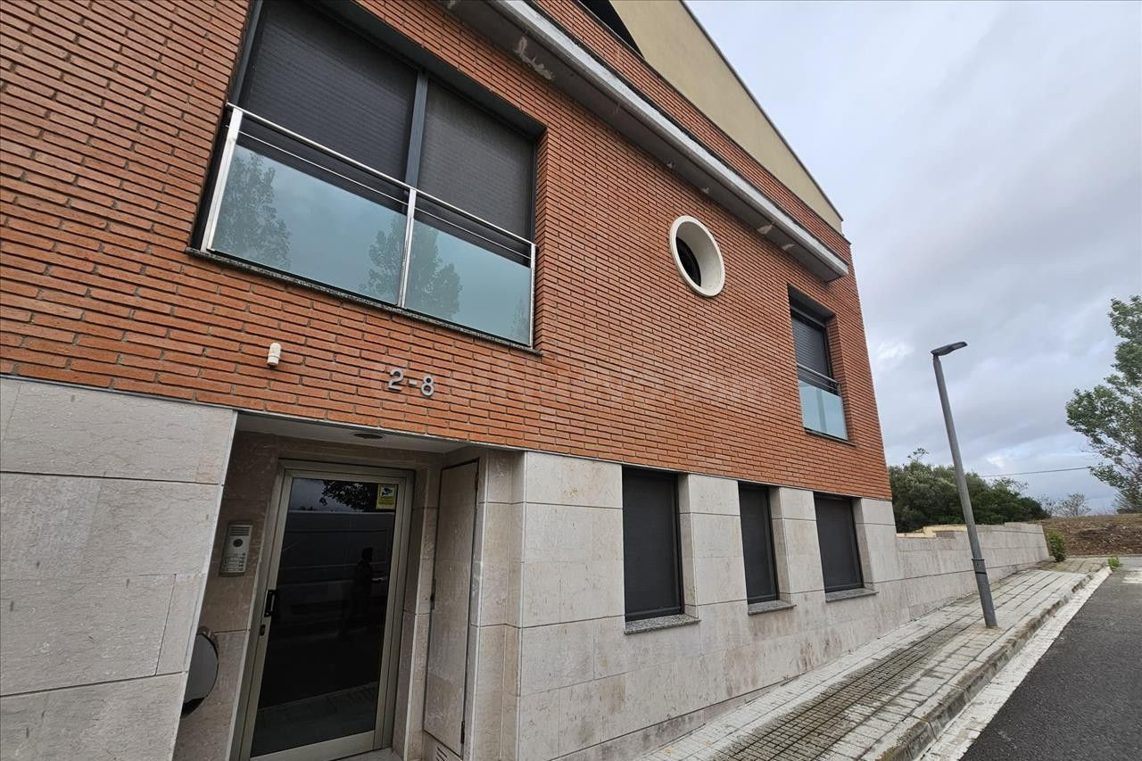 Garaje 30m² en venta - Sant joan samora