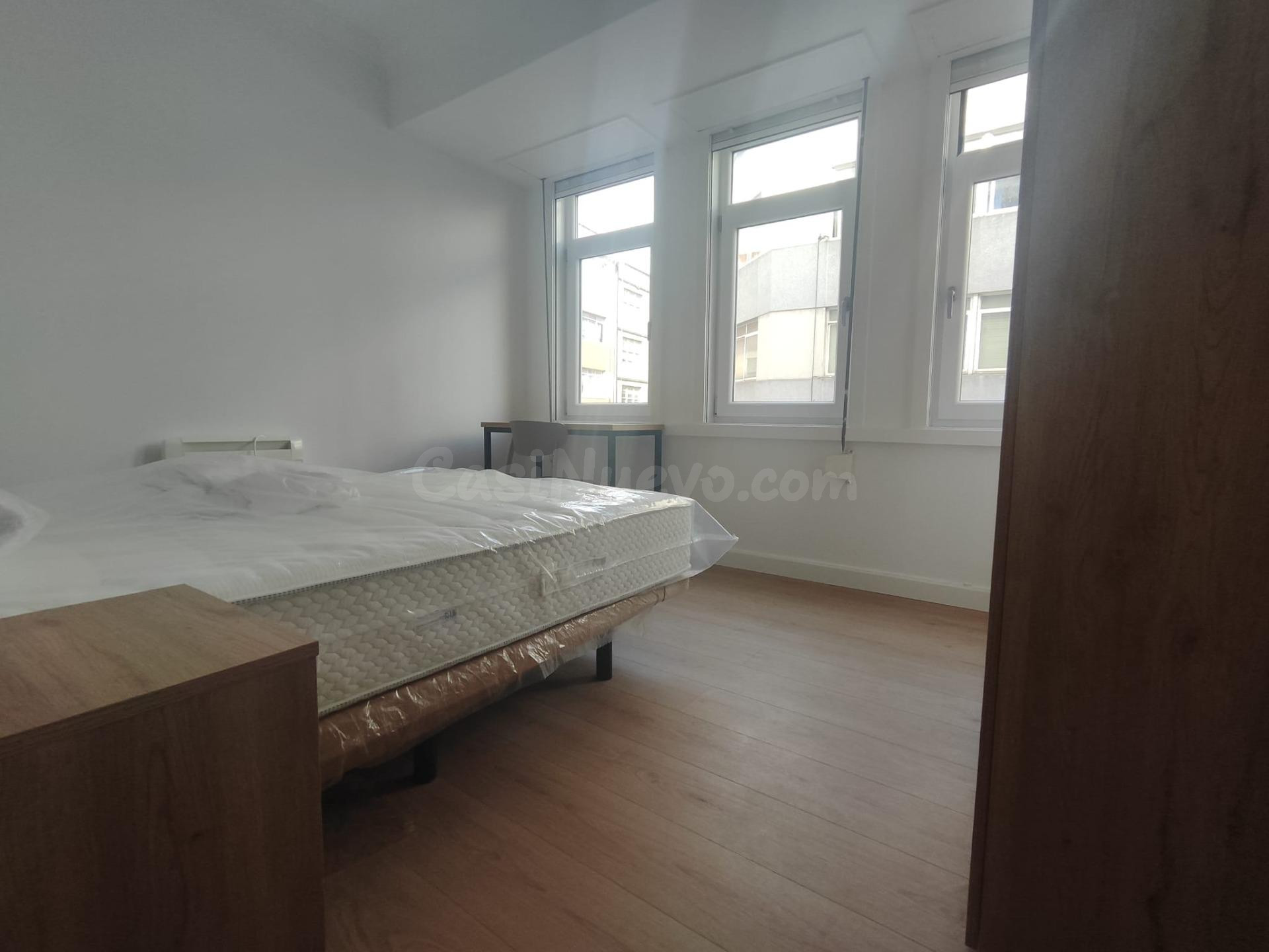 Alquiler de habitación en piso compartido  en A Coruña