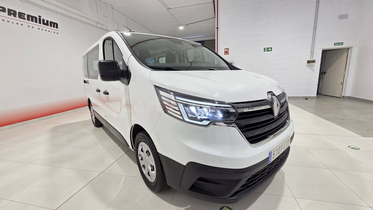 Renault Trafic RENAULT TRAFIC Combi 9 Energy Blue dCi 81 kW  - foto 3