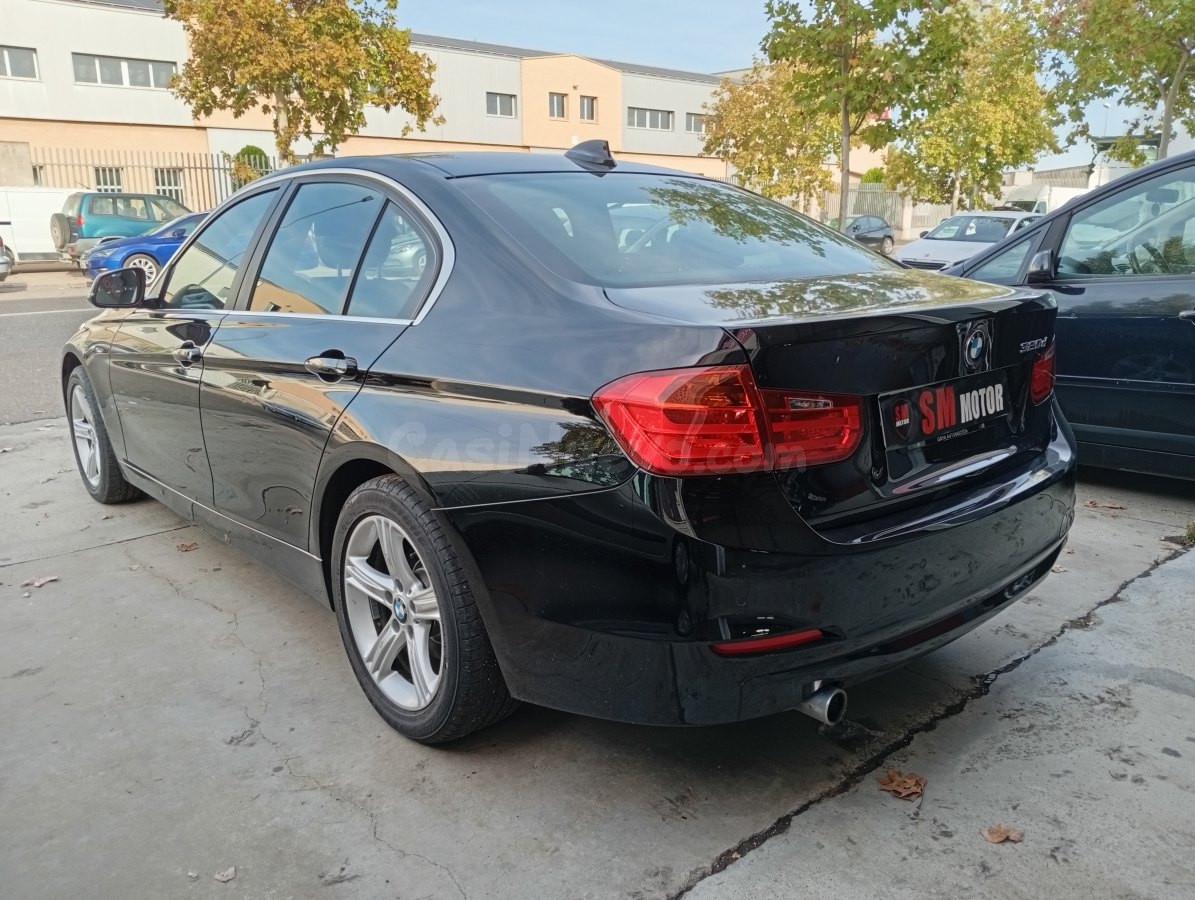 BMW 3 serie 2.0 Automático 184 CV 320 (2013) - foto 4