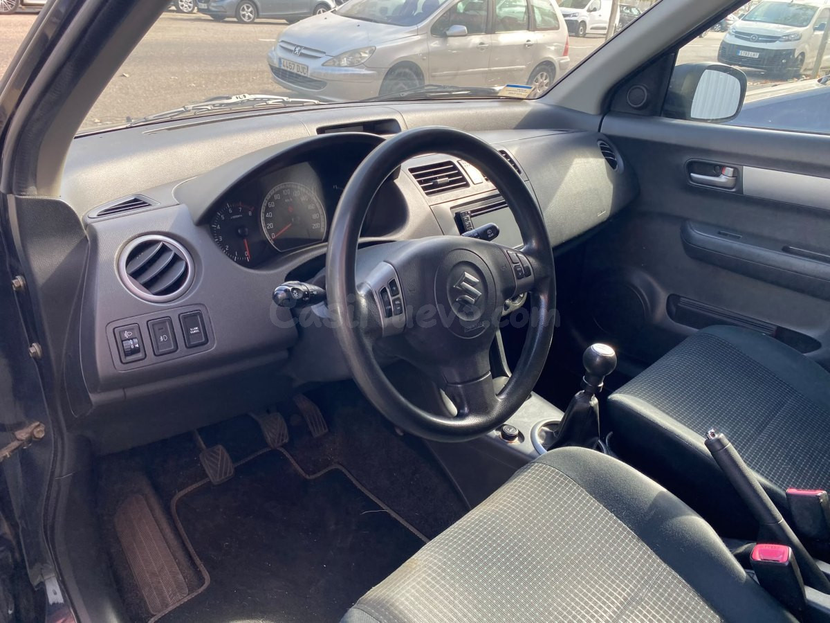 Suzuki Swift 1.5 102 CV (2006) - foto 4