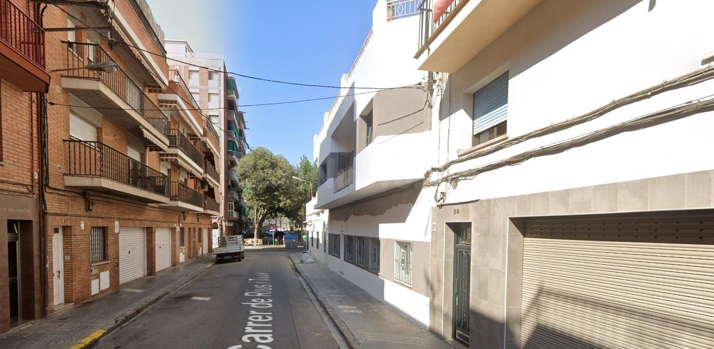 PISO EN BADALONA