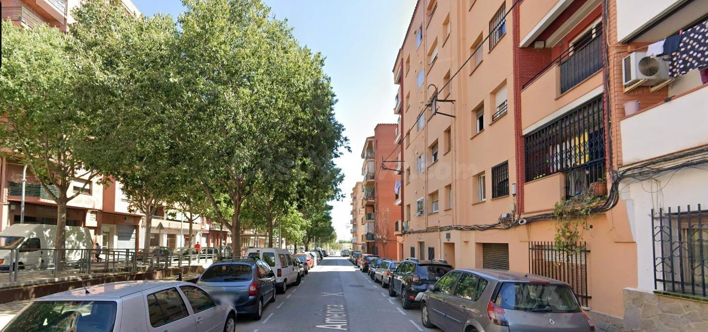 PISO EN MATARO