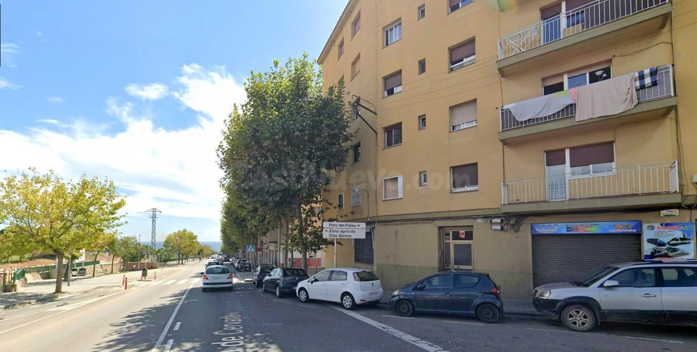 PISO EN MATARO