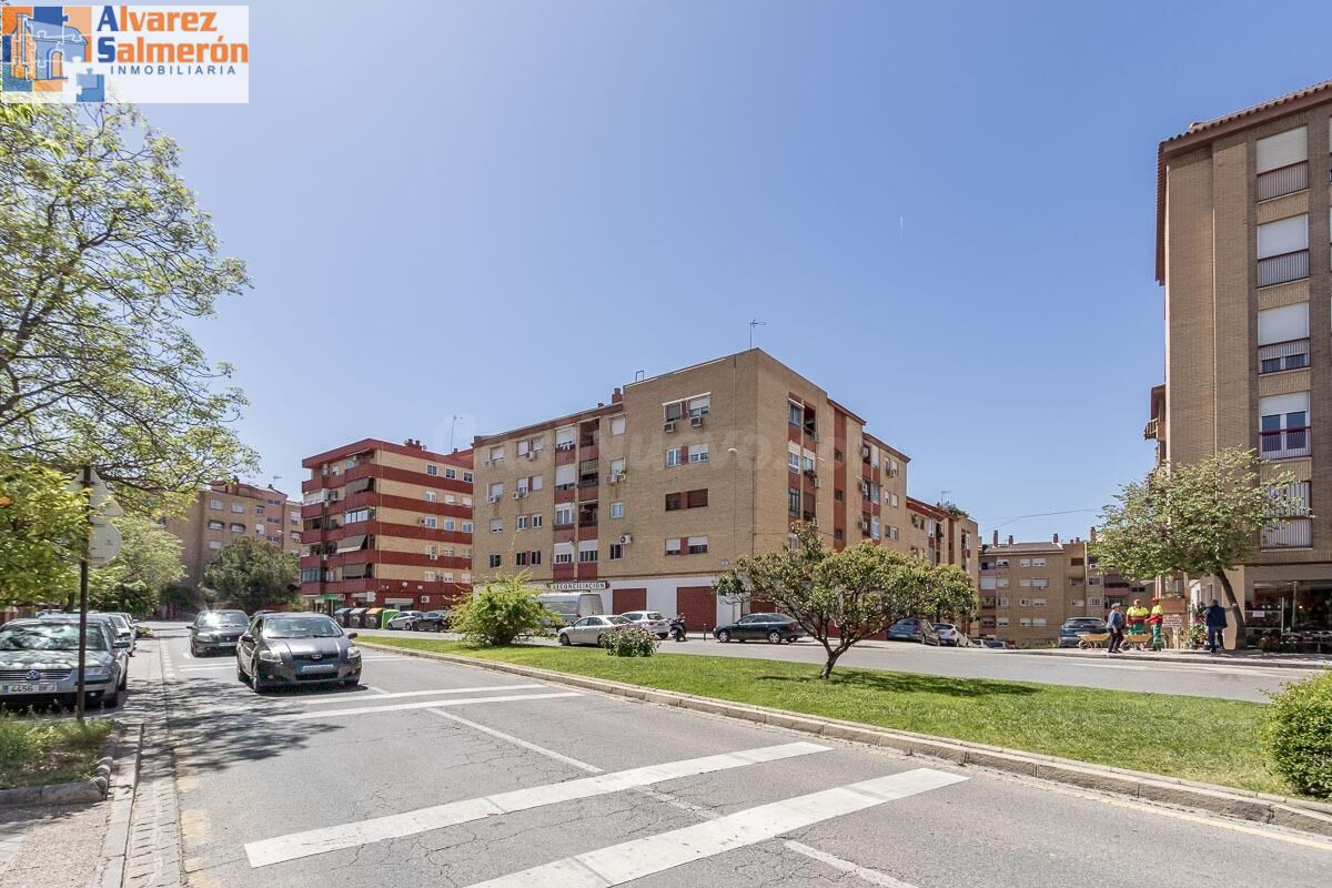 Piso junto Camino Bajo de Huetor
