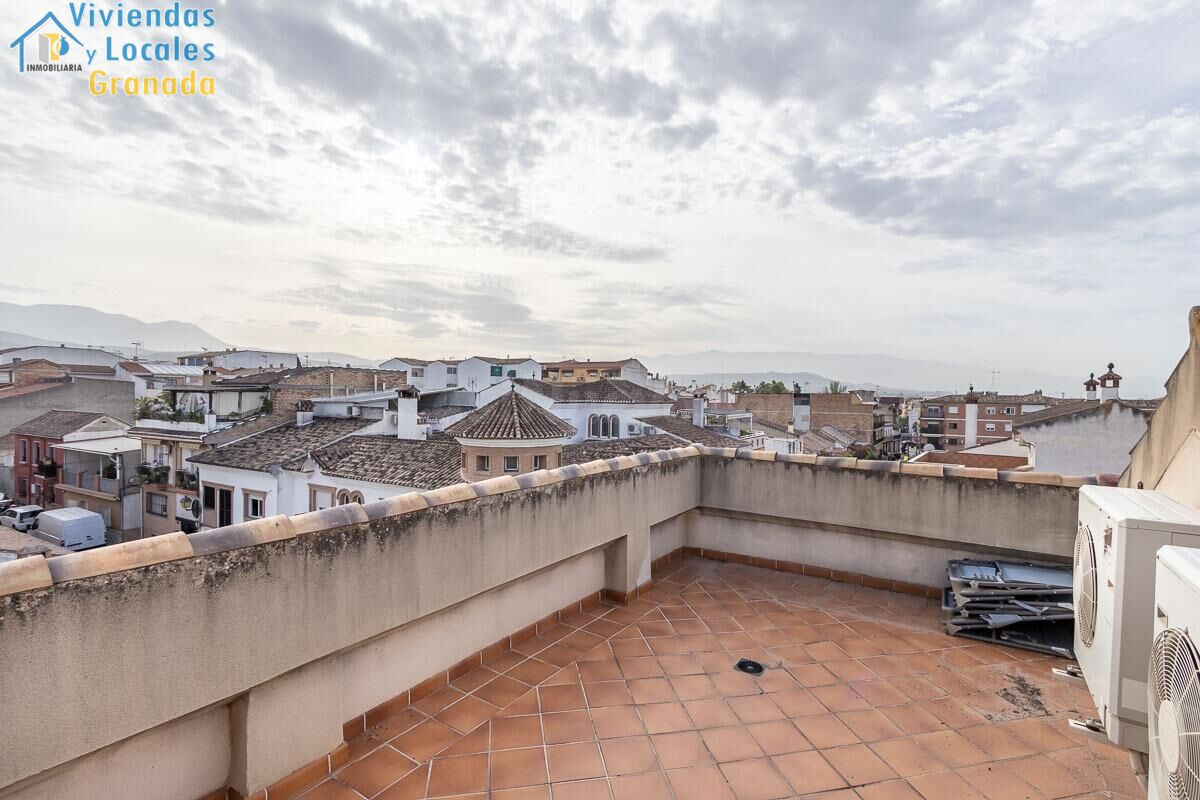 Ático dúplex en Peligros. - foto 3