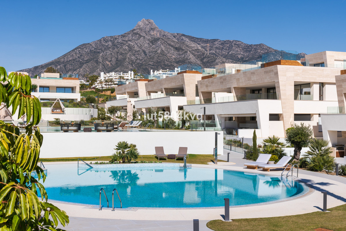 Apartamento 4 habitaciones 443m² en venta - Altos de Estepona