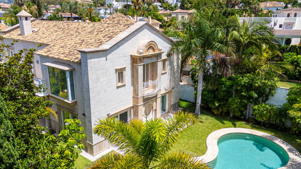 Chalet 4 habitaciones 654m² en venta - Marbella