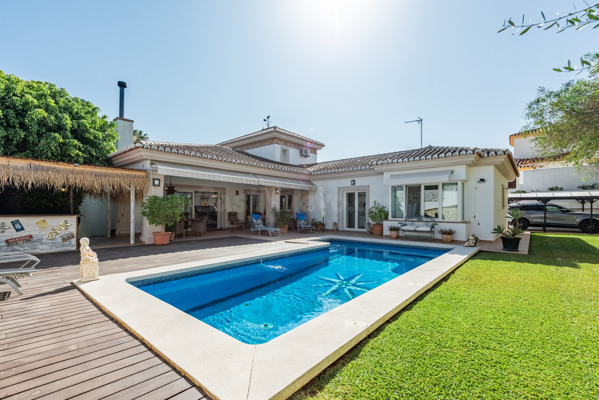 Chalet 6 habitaciones 503m² en venta - Riviera del sol