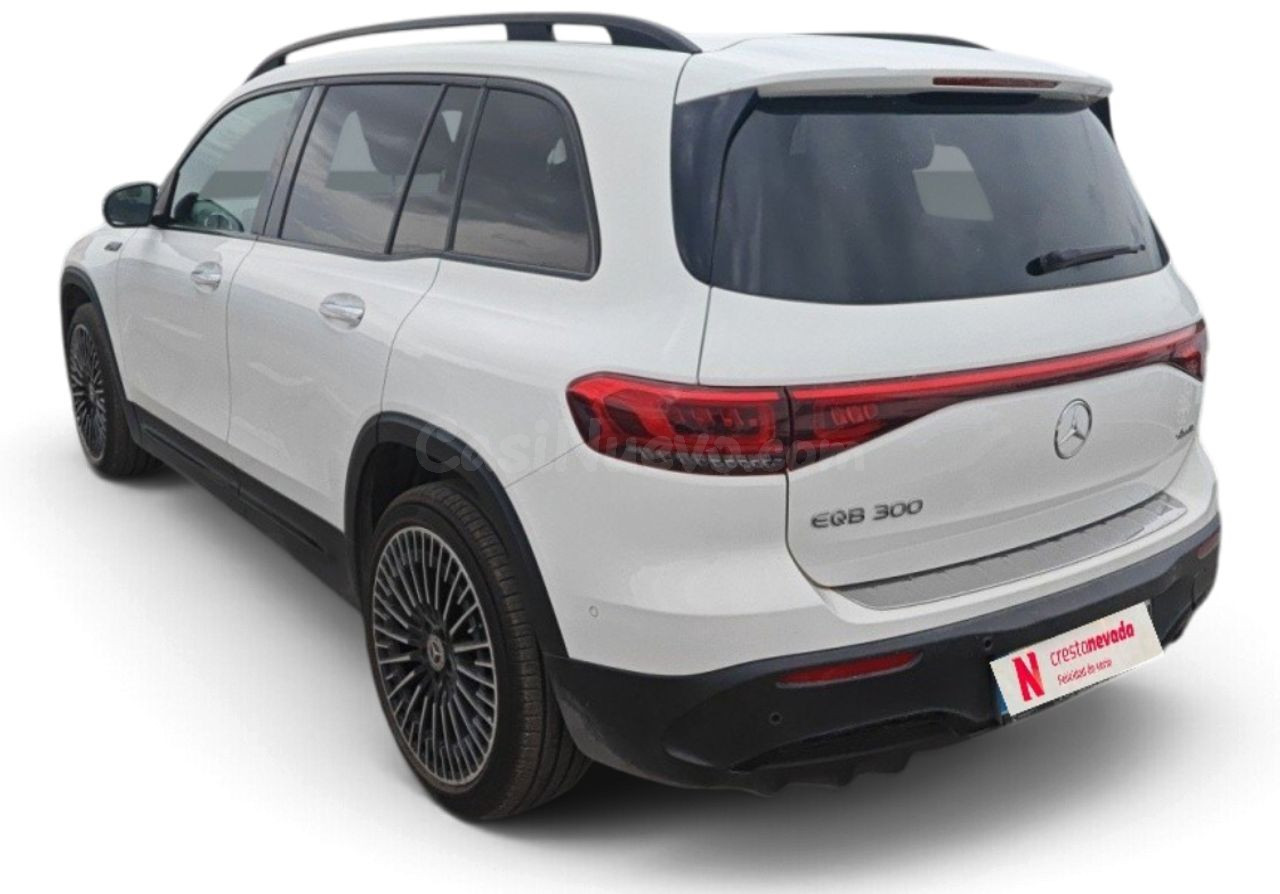 Mercedes EQB EQB 300 4MATIC - foto 4