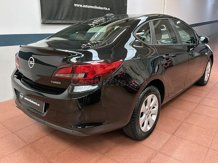 OPEL ASTRA - foto 2