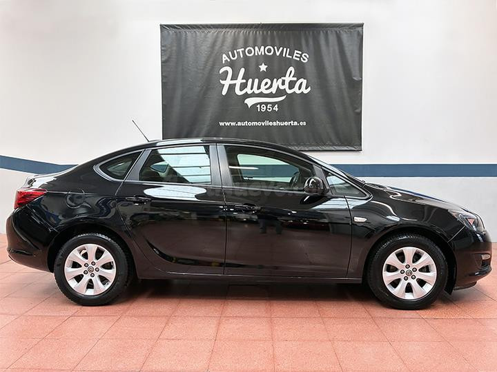 OPEL ASTRA - foto 3