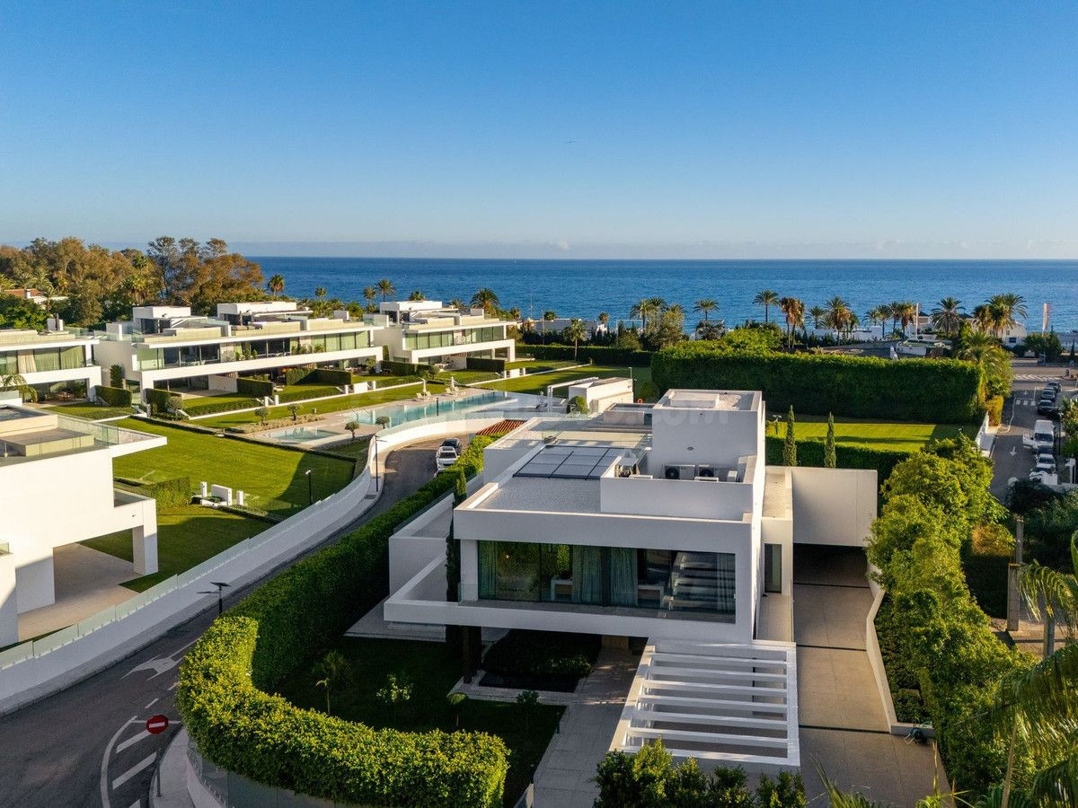 Villa 5 habitaciones 702m² en venta - Guadalmina Baja