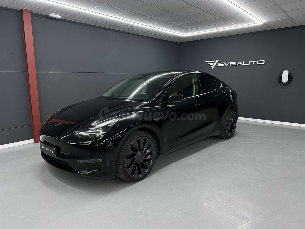 Tesla Model Y Dual Motor Performance Autopilot mejorado activado