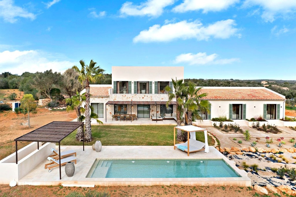Casa de campo-Masía en Venta en Salines, ses Baleares