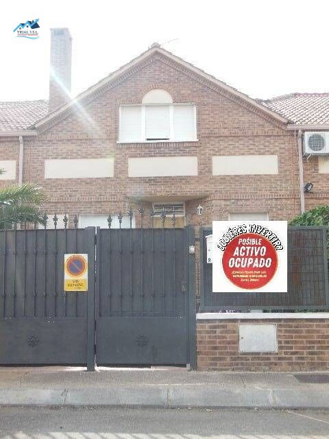 Venta de Casa Adosada en Villanueva de la Torre - Guadalajara