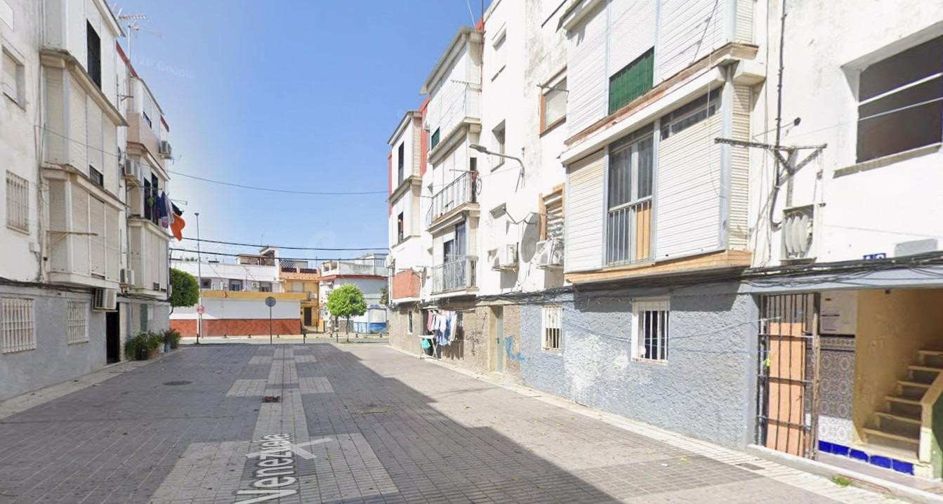 PISO EN SAN JUAN DE AZNALFARACHE